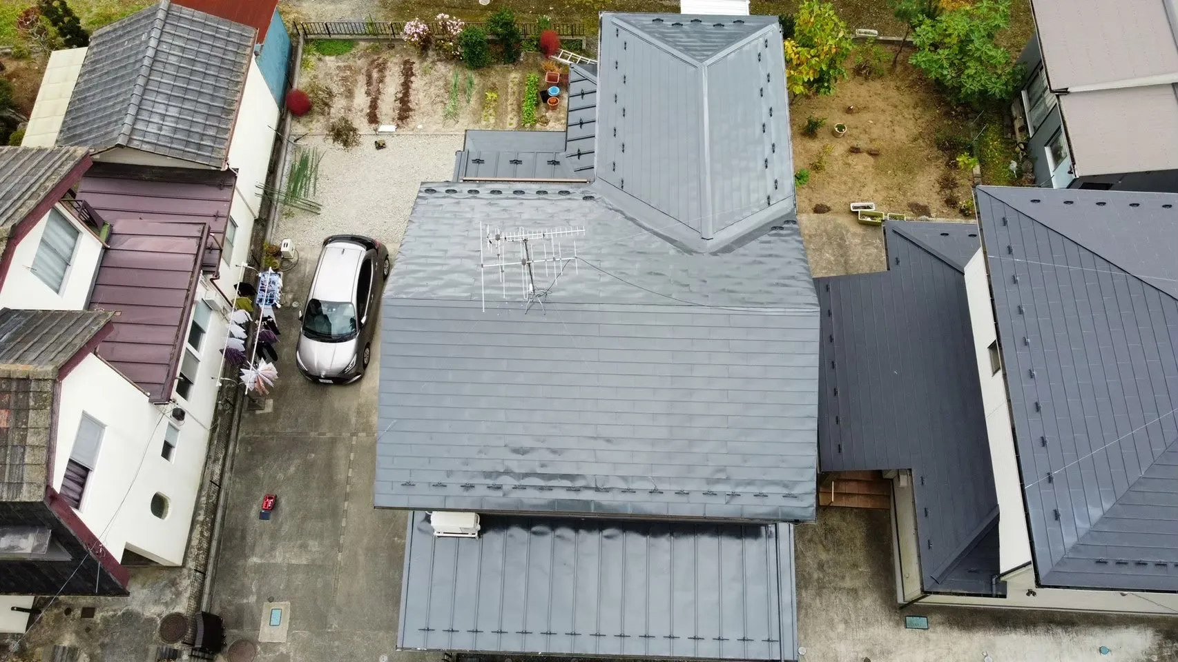 I様邸 屋根外壁塗装・雨樋補修工事